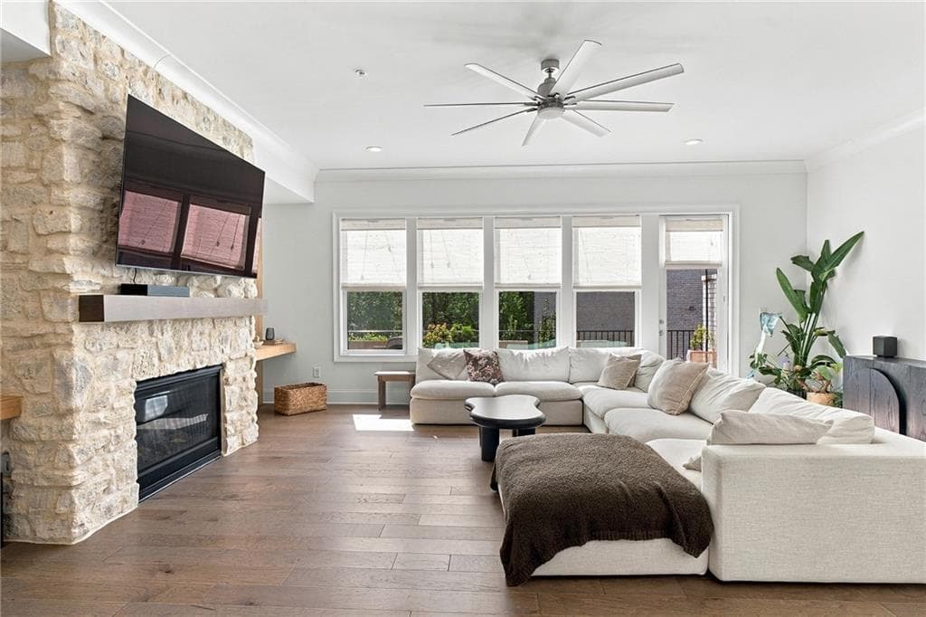4 bedroom, 5 bathroom, 3,474 sq ft townhouse for sale at 6742 Encore Boulevard, Sandy Springs, GA 30328 — photo 7