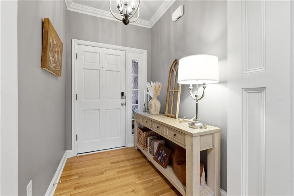 3 bedroom, 4 bathroom, 3,244 sq ft townhouse for sale at 121 Brookview Circle, Atlanta, GA 30339 — photo 4