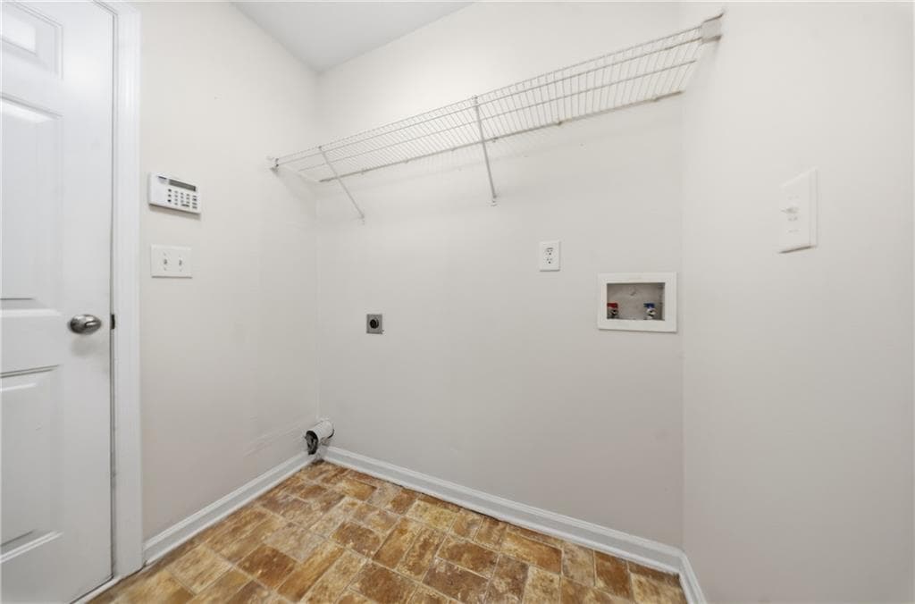 3 bedroom, 2 bathroom, 1,588 sq ft single family residence for sale at 177 Revolutionary Drive, Hampton, GA 30228 — photo 9