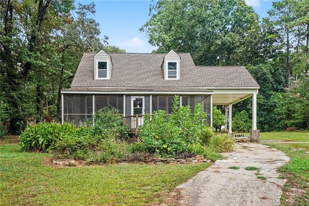3 bedroom, 2 bathroom, 1,252 sq ft single family residence under contract at 6044 Shadow Rock Drive, Lithonia, GA 30058