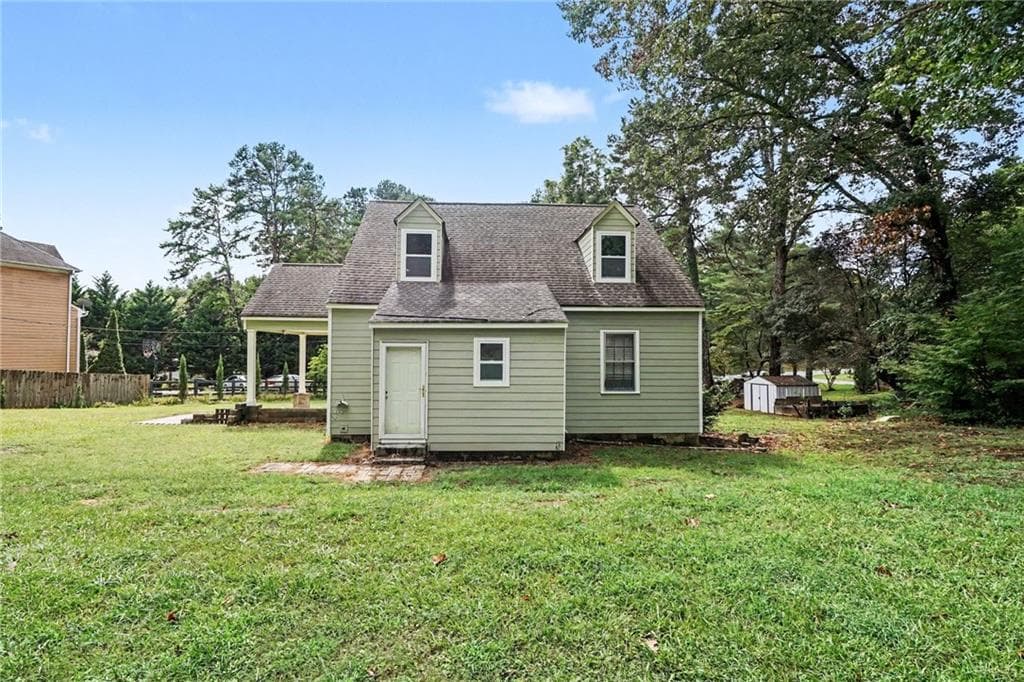 3 bedroom, 2 bathroom, 1,252 sq ft single family residence under contract at 6044 Shadow Rock Drive, Lithonia, GA 30058 — photo 6