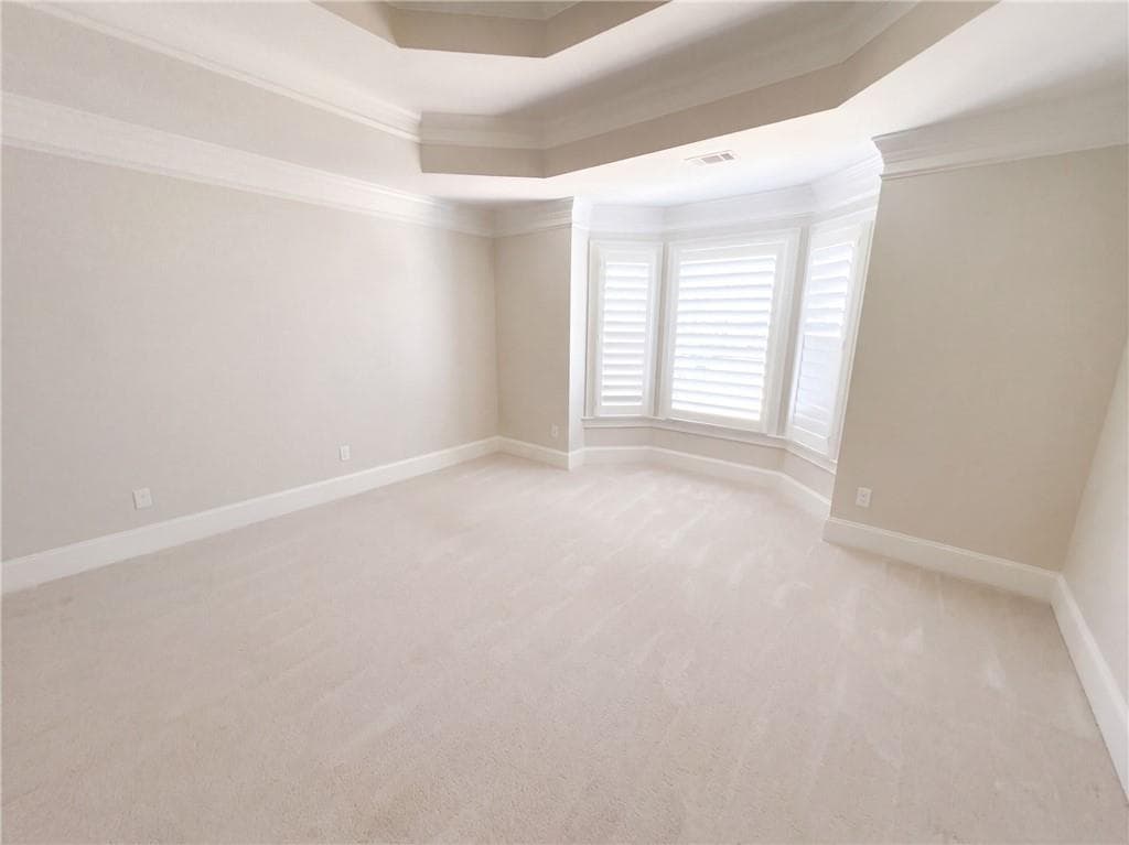 5 bedroom, 5 bathroom, 6,833 sq ft single family residence for sale at 2745 Kensington Court, Cumming, GA 30041 — photo 4