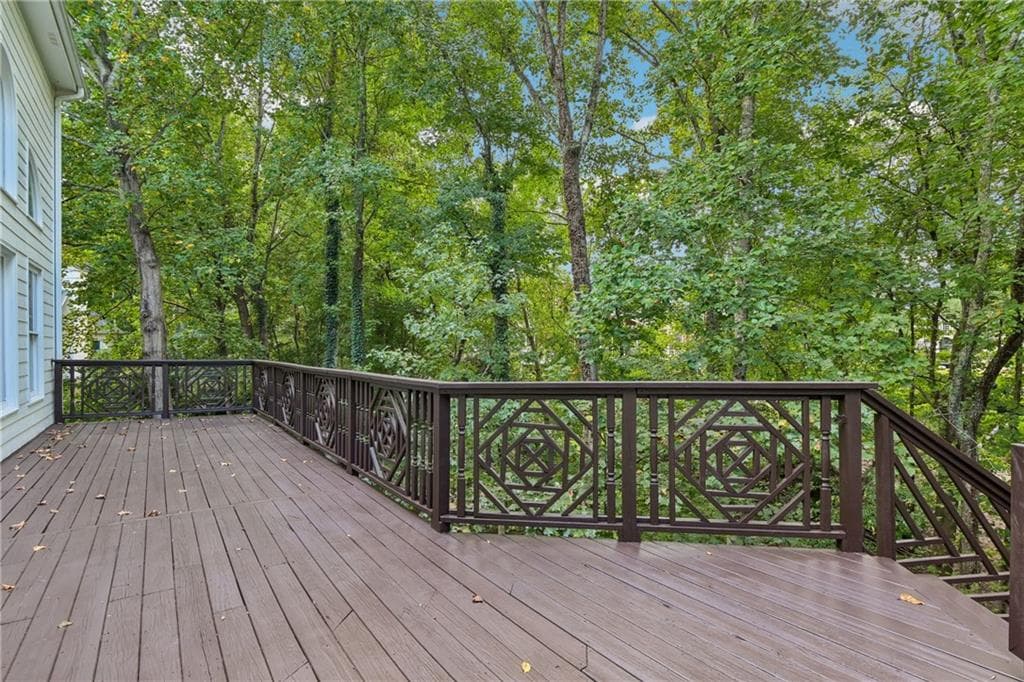 5 bedroom, 5 bathroom, 6,833 sq ft single family residence for sale at 2745 Kensington Court, Cumming, GA 30041 — photo 5
