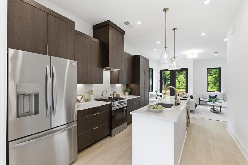 4 bedroom, 4 bathroom, 1,818 sq ft condominium for sale at 1501 Lavista Road 1190, Atlanta, GA 30329 — photo 5