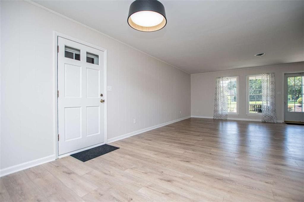 3 bedroom, 2 bathroom, 1,305 sq ft single family residence for sale at 95 E Barbara Lane, Carrollton, GA 30117 — photo 10