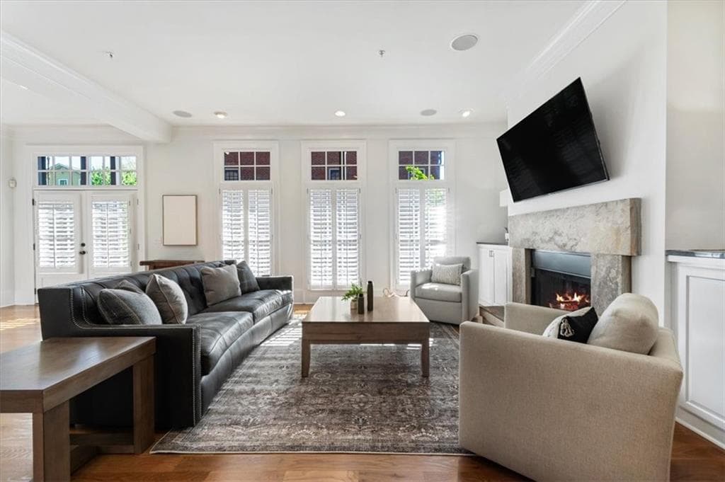 3 bedroom, 4 bathroom, 3,200 sq ft townhouse for sale at 225 Founders Mill Court, Roswell, GA 30075 — photo 7