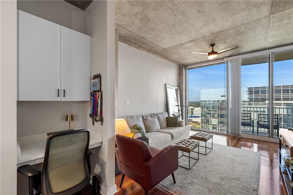 1 bedroom, 1 bathroom, 743 sq ft condominium for sale at 400 W Peachtree Street 3005, Atlanta, GA 30308 — photo 5