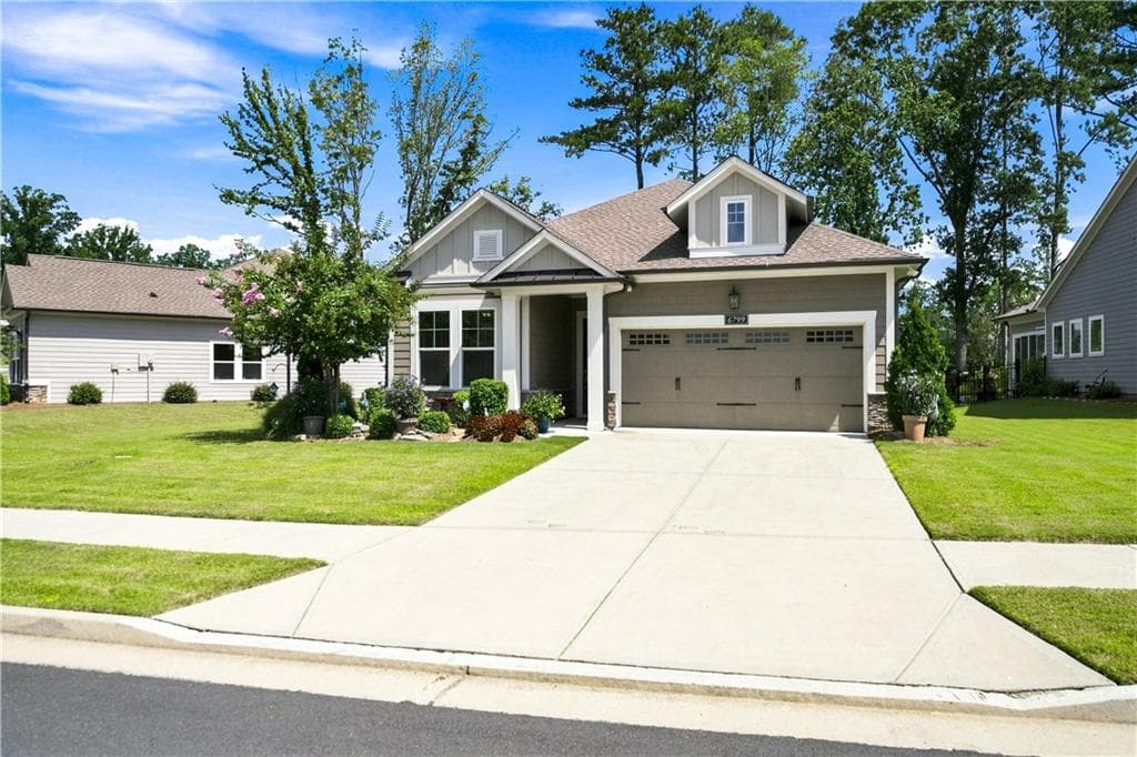 2 bedroom, 2 bathroom, 1,730 sq ft single family residence for sale at 6799 Welcome Road, Flowery Branch, GA 30542 — photo 2