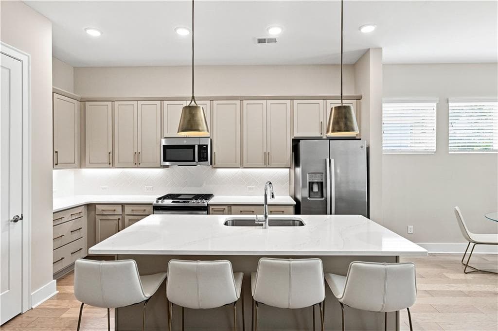 2 bedroom, 2 bathroom, 1,730 sq ft single family residence for sale at 6799 Welcome Road, Flowery Branch, GA 30542 — photo 10