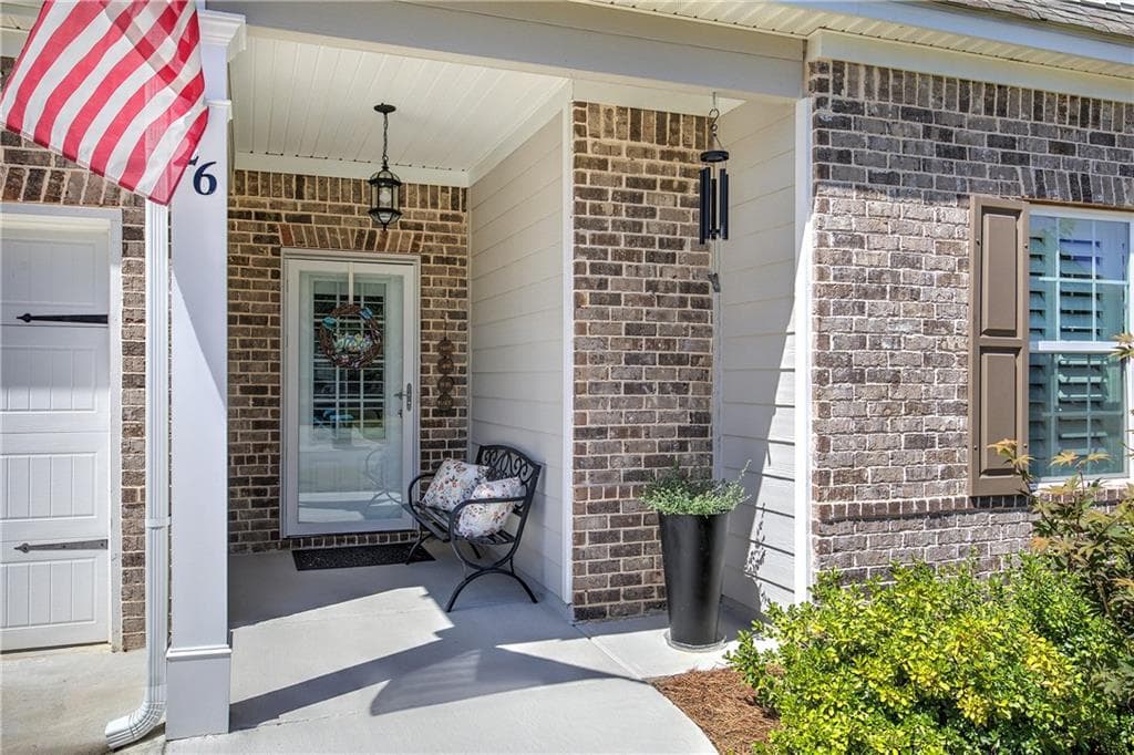 3 bedroom, 2 bathroom, 1,654 sq ft single family residence for sale at 26 Blarneystone Way, Adairsville, GA 30103 — photo 2