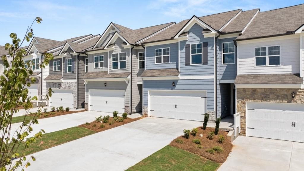 3 bedroom, 3 bathroom, 1,877 sq ft townhouse for sale at 85 Pepperbush Way, Jasper, GA 30143 — photo 2
