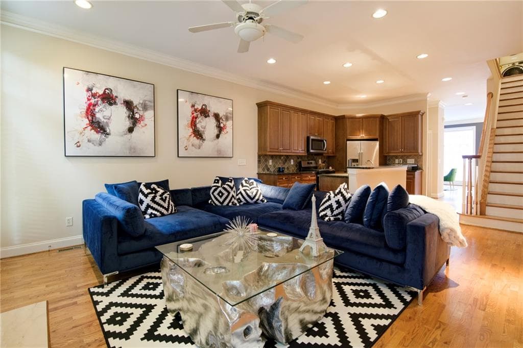 3 bedroom, 4 bathroom, 2,302 sq ft condominium for rent at 2665 Rivers Edge Drive, Atlanta, GA 30324 for $3,300 a month — photo 7