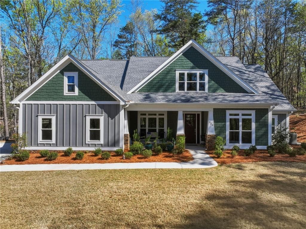 4 bedroom, 3 bathroom, 3,037 sq ft single family residence for sale at 320 Fern Park Drive, Dawsonville, GA 30534 — photo 3