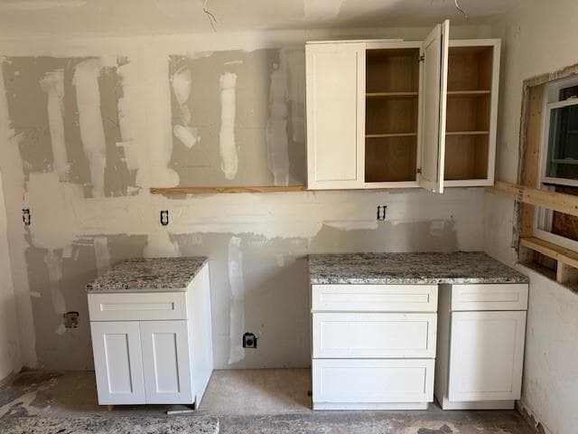 3 bedroom, 2 bathroom, 1,200 sq ft single family residence for sale at 1653 Sylvan Road, Atlanta, GA 30310 — photo 3