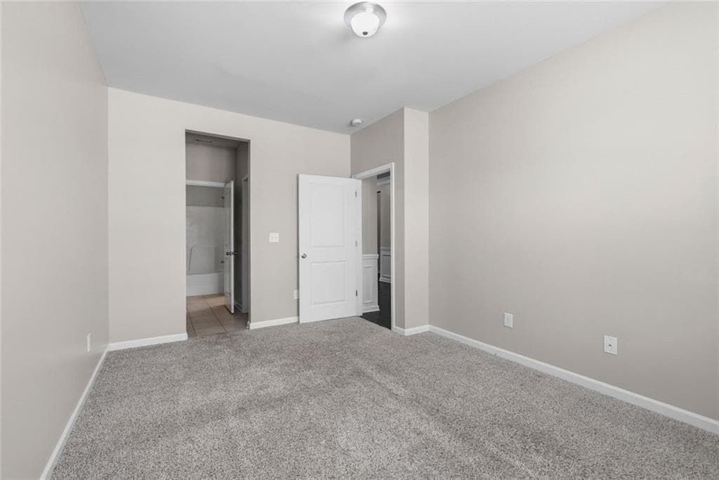 3 bedroom, 3 bathroom, 2,883 sq ft single family residence under contract at 30 Partridge Drive, Covington, GA 30016 — photo 5