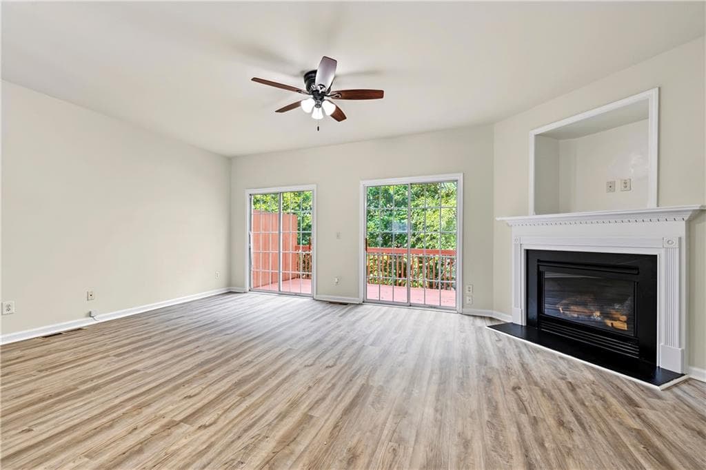 3 bedroom, 4 bathroom, 1,796 sq ft townhouse for sale at 3647 Utoy Drive, South Fulton, GA 30331 — photo 6