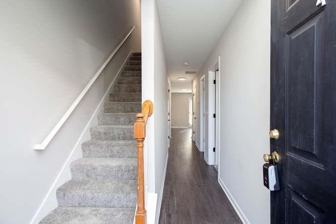 3 bedroom, 3 bathroom, 1,535 sq ft condominium for sale at 7712 Autry Circle 405, Douglasville, GA 30134 — photo 2