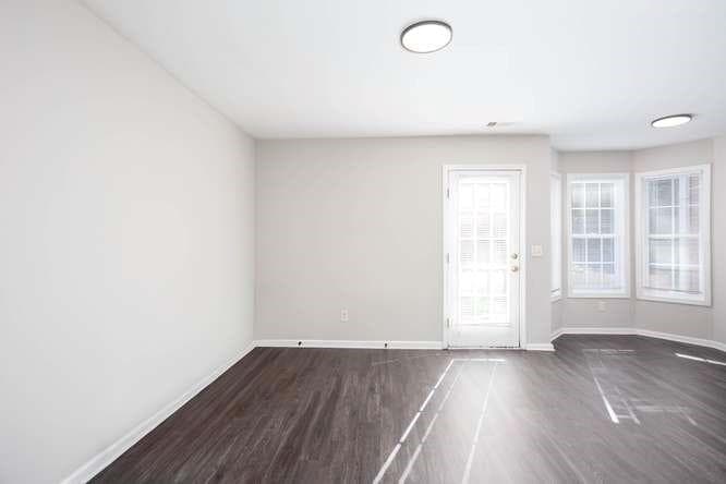 3 bedroom, 3 bathroom, 1,535 sq ft condominium for sale at 7712 Autry Circle 405, Douglasville, GA 30134 — photo 3