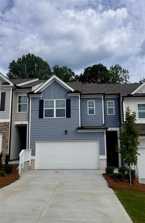 3 bedroom, 3 bathroom, 1,877 sq ft townhouse for rent at 22 Berryville Drive, Dawsonville, GA 30534 for $1,950 a month