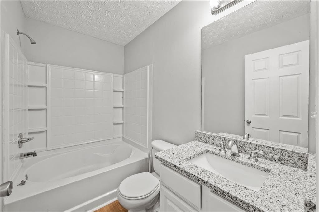 3 bedroom, 3 bathroom, 1,400 sq ft townhouse under contract at 2754 Valley Green Drive, Gainesville, GA 30504 — photo 10