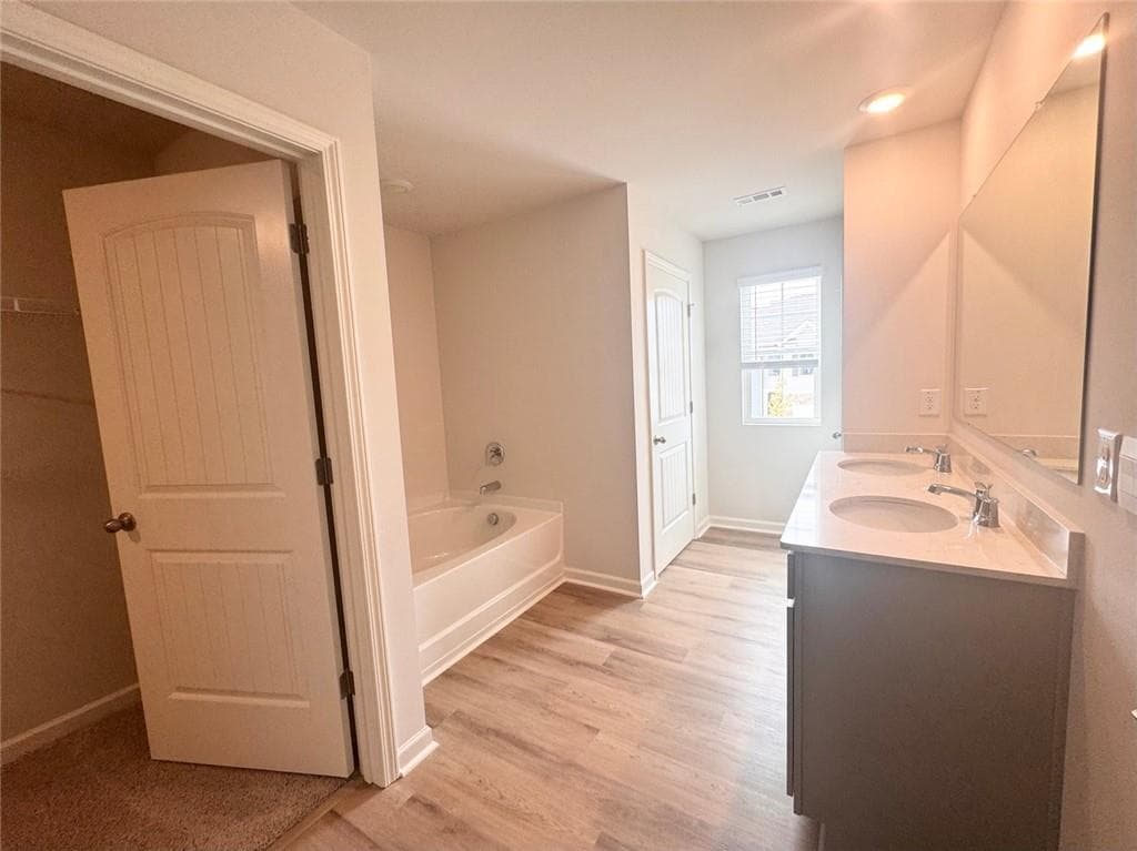 3 bedroom, 3 bathroom, 1,877 sq ft townhouse for rent at 22 Berryville Drive, Dawsonville, GA 30534 for $1,950 a month — photo 9