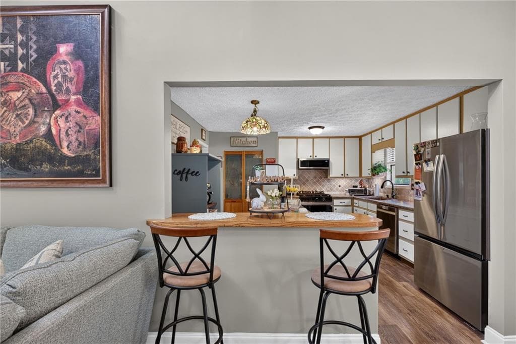 3 bedroom, 2 bathroom, 1,381 sq ft single family residence for sale at 6164 Pinedale Lane, Douglasville, GA 30135 — photo 8