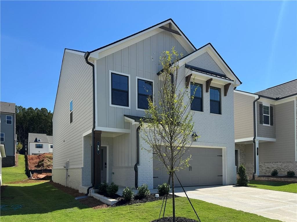 3 bedroom, 3 bathroom, 2,016 sq ft single family residence for sale at 35 Butternut Way, Auburn, GA 30011 — photo 3