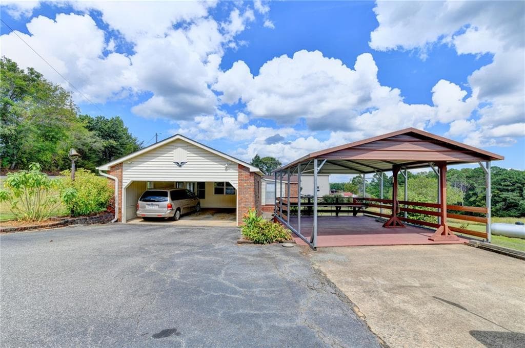 2 bedroom, 2 bathroom, 1,550 sq ft single family residence for sale at 920 Hester Drive, Cumming, GA 30028 — photo 3