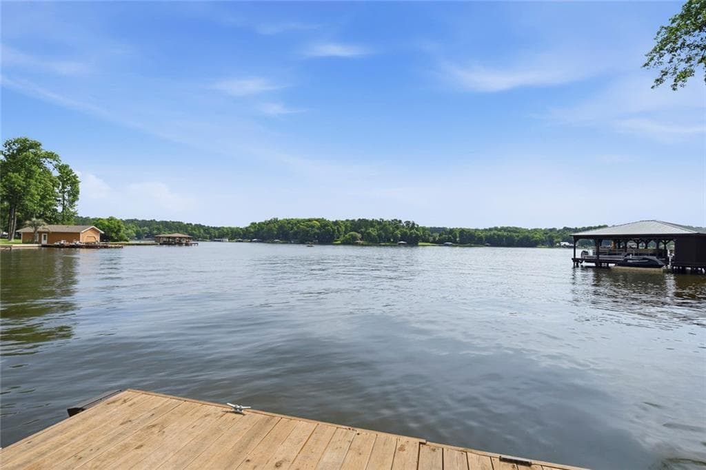3 bedroom, 2 bathroom, 1,500 sq ft single family residence for sale at 233 Lakeshore Drive, Eatonton, GA 31024 — photo 9