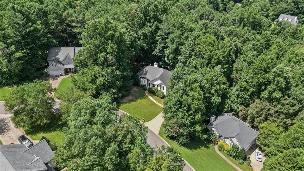 4 bedroom, 3 bathroom, 2,628 sq ft single family residence for sale at 6225 Brook Hollow Creek Drive, Cumming, GA 30028 — photo 6