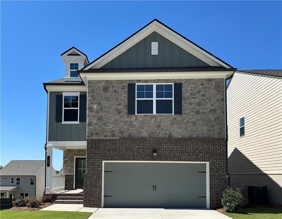 4 bedroom, 3 bathroom, 2,250 sq ft single family residence for sale at 68 Avian Way, Auburn, GA 30011