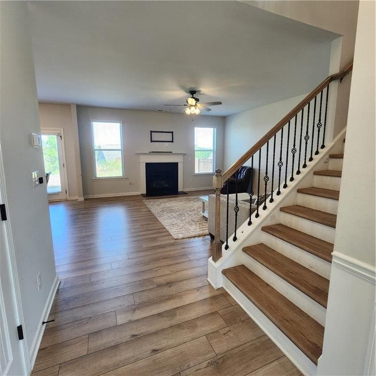 5 bedroom, 3 bathroom, 3,178 sq ft single family residence for sale at 4835 Elm Leaf Drive, South Fulton, GA 30331 — photo 7