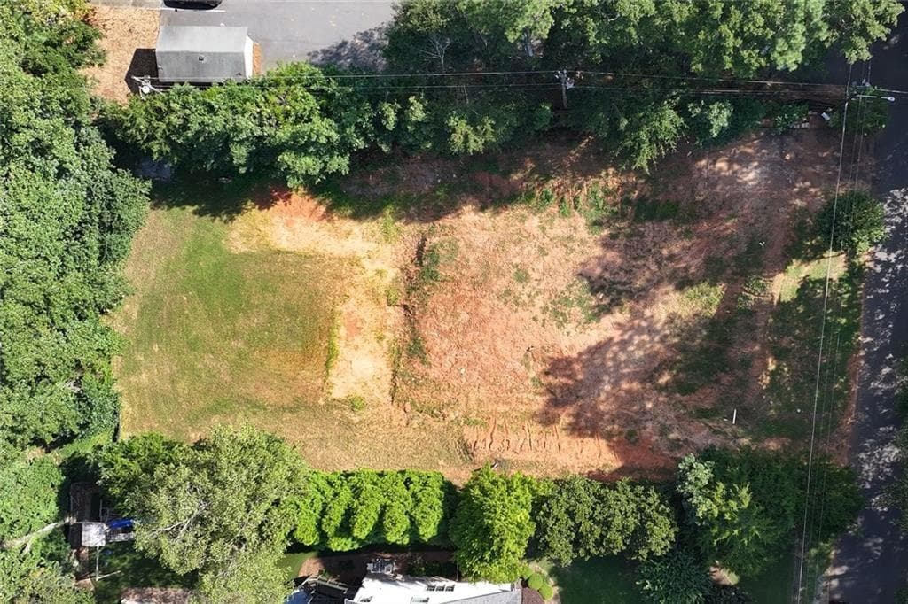 single family residence for sale at 383 Westside Drive, Roswell, GA 30075 — photo 4