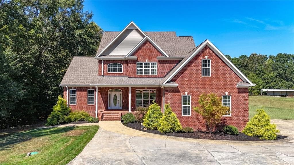 5 bedroom, 5 bathroom, 4,042 sq ft single family residence for sale at 140 Barker Road, Rome, GA 30165