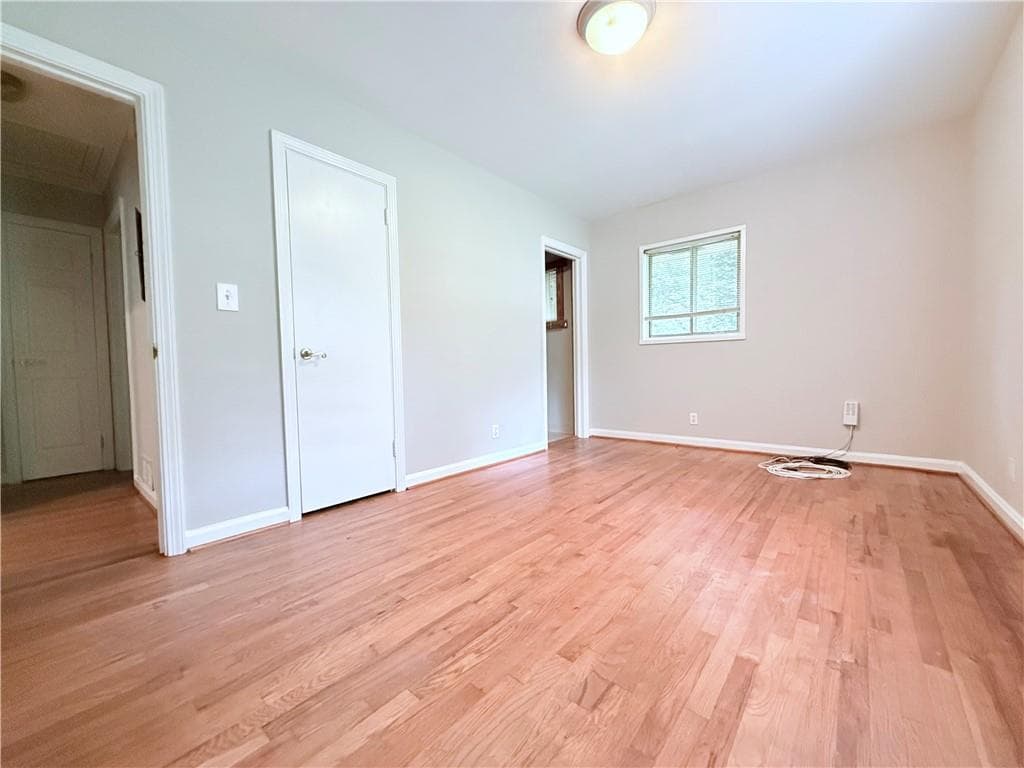 3 bedroom, 2 bathroom, 1,226 sq ft single family residence for rent at 1057 Latham Road, Decatur, GA 30033 for $2,200 a month — photo 5