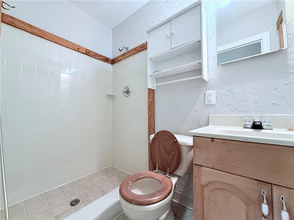 3 bedroom, 2 bathroom, 1,226 sq ft single family residence for rent at 1057 Latham Road, Decatur, GA 30033 for $2,200 a month — photo 8