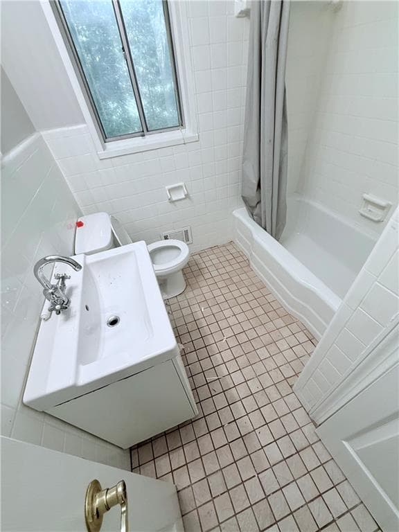 3 bedroom, 2 bathroom, 1,226 sq ft single family residence for rent at 1057 Latham Road, Decatur, GA 30033 for $2,200 a month — photo 9