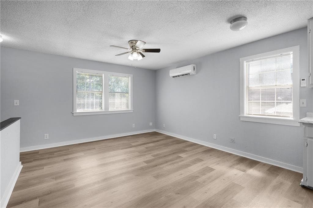 4 bedroom, 2 bathroom, 1,330 sq ft single family residence for sale at 1310 Lida Street, Dalton, GA 30720 — photo 7