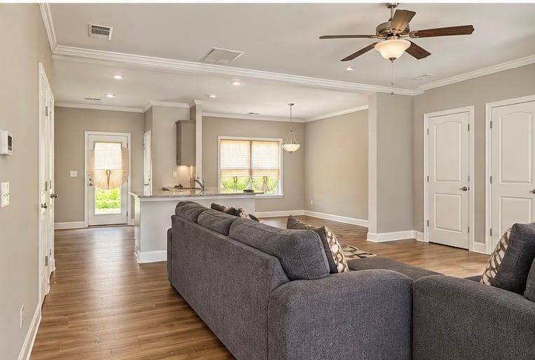 3 bedroom, 3 bathroom, 1,737 sq ft townhouse for sale at 7713 Fawn Circle, Covington, GA 30014 — photo 2