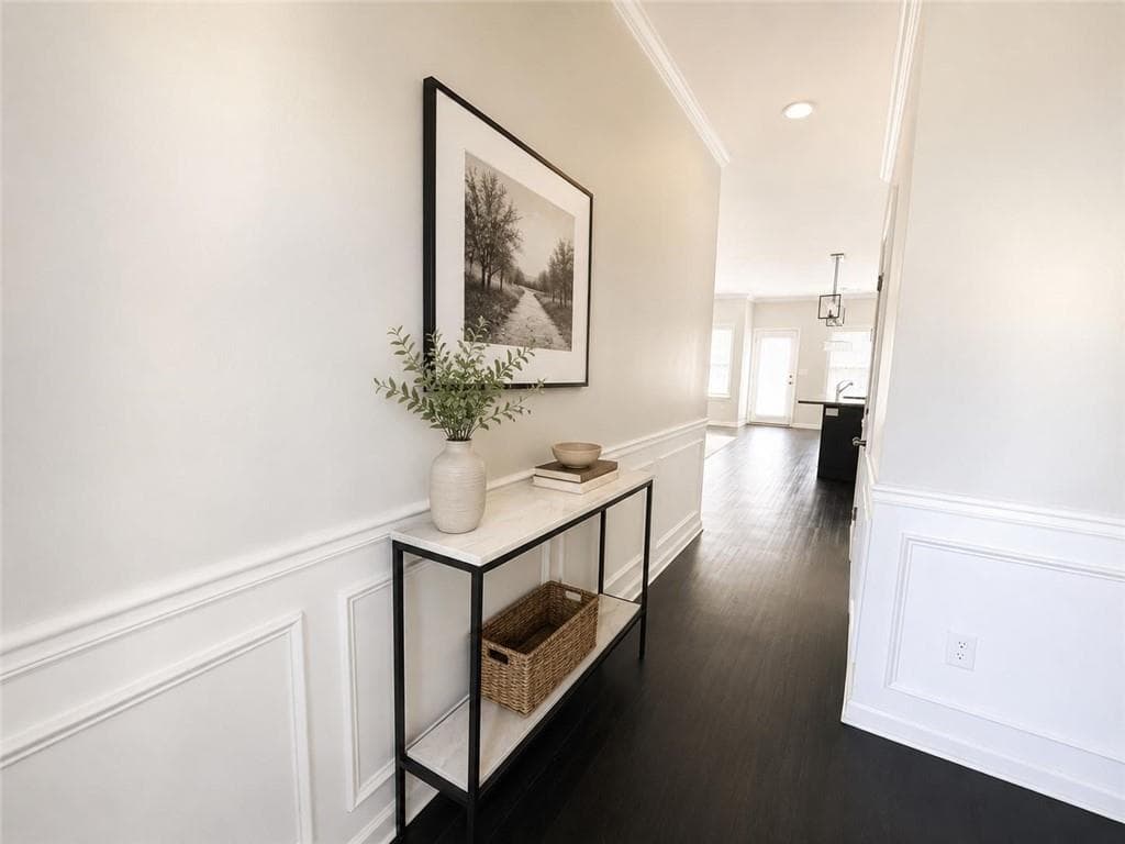 3 bedroom, 3 bathroom, 1,396 sq ft townhouse for sale at 3190 Haynes Park Drive, Lithonia, GA 30038 — photo 2