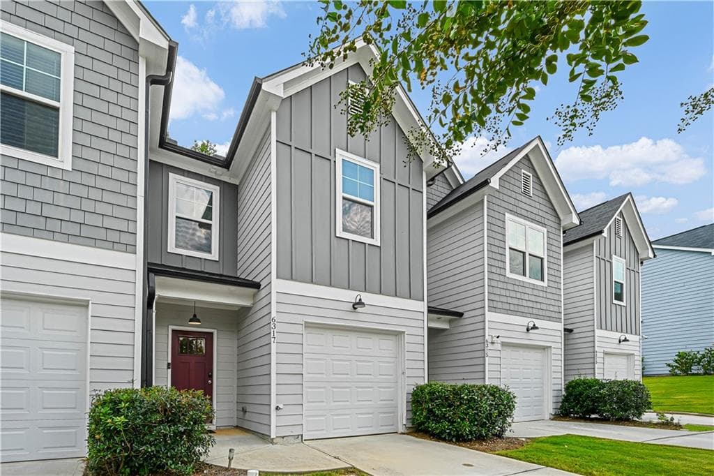 3 bedroom, 3 bathroom, 1,562 sq ft townhouse for sale at 6317 Redan Square, Lithonia, GA 30058 — photo 2