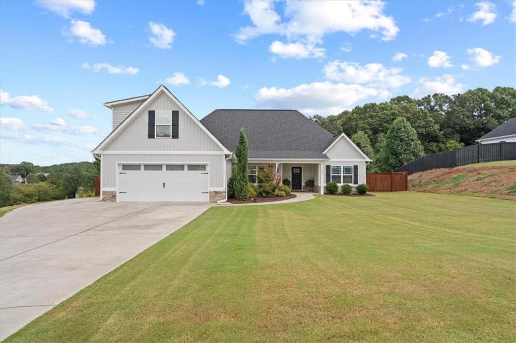 3 bedroom, 2 bathroom, 1,946 sq ft single family residence for sale at 235 Willow Haven Street, Calhoun, GA 30701