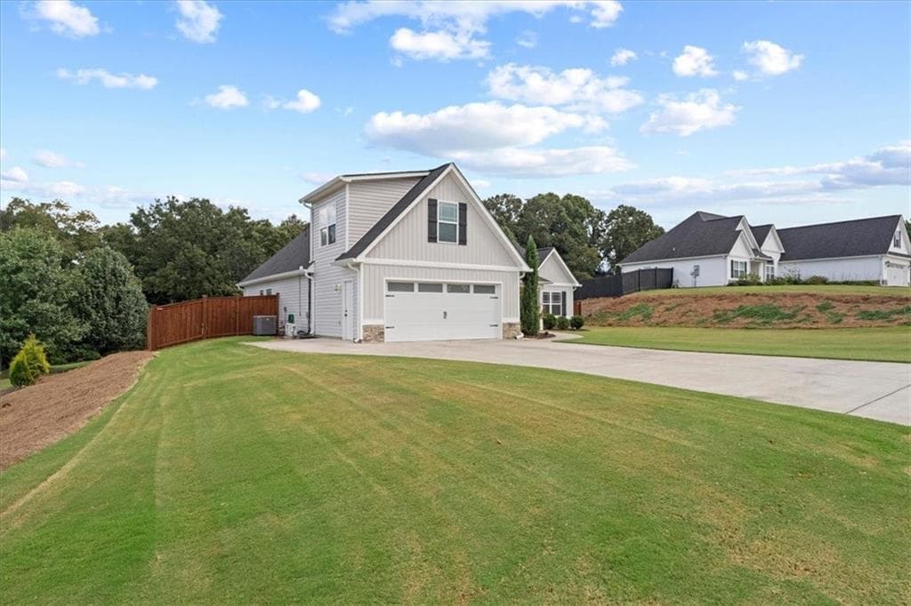 3 bedroom, 2 bathroom, 1,946 sq ft single family residence for sale at 235 Willow Haven Street, Calhoun, GA 30701 — photo 6