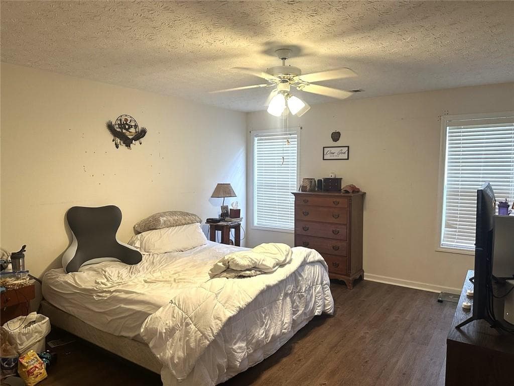 3 bedroom, 2 bathroom, 1,577 sq ft single family residence for sale at 1512 Julianna Circle, Loganville, GA 30052 — photo 10