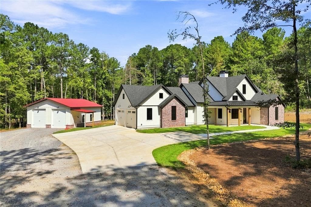 3 bedroom, 3 bathroom, 2,194 sq ft single family residence for sale at 378 Ficklen Place, Canton, GA 30114 — photo 2