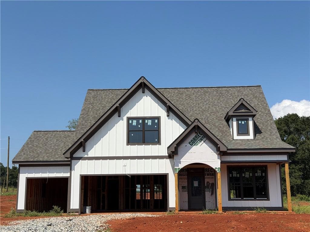 4 bedroom, 4 bathroom, 2,651 sq ft single family residence for sale at 1016 Goldfinch Trail, Winder, GA 30680