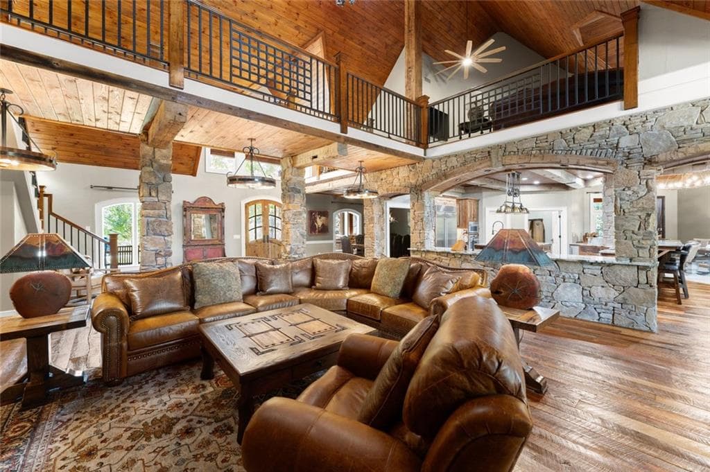 5 bedroom, 6 bathroom, 6,600 sq ft single family residence for sale at 1524 Blacks Bluff Road, Rome, GA 30161 — photo 2