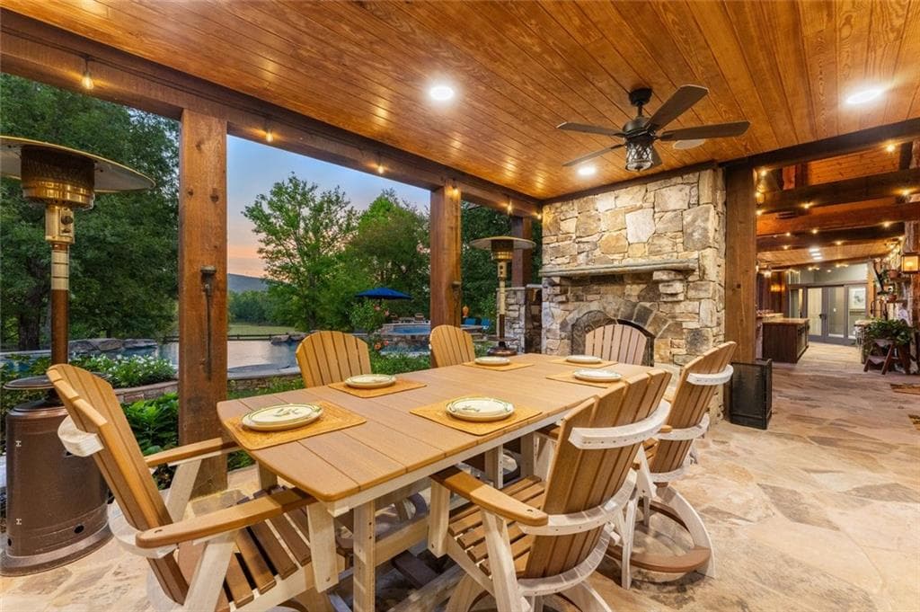 5 bedroom, 6 bathroom, 6,600 sq ft single family residence for sale at 1524 Blacks Bluff Road, Rome, GA 30161 — photo 4