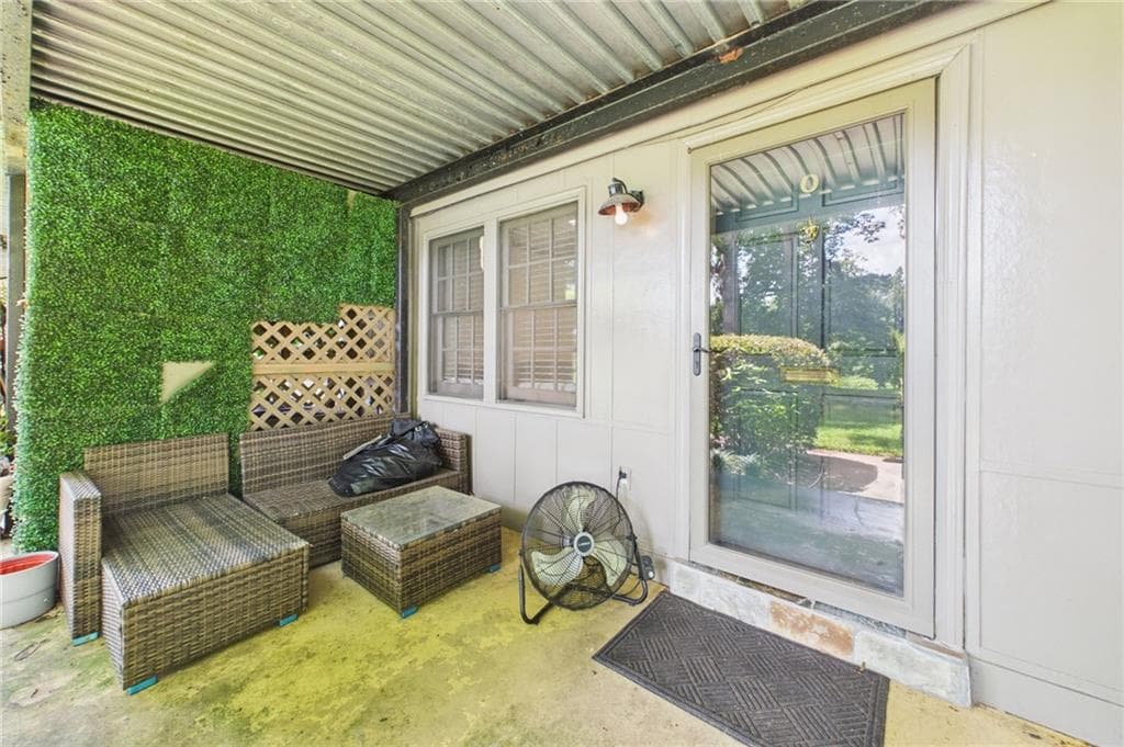 2 bedroom, 1 bathroom, 960 sq ft condominium for sale at 3101 Colonial Way O, Atlanta, GA 30341 — photo 3
