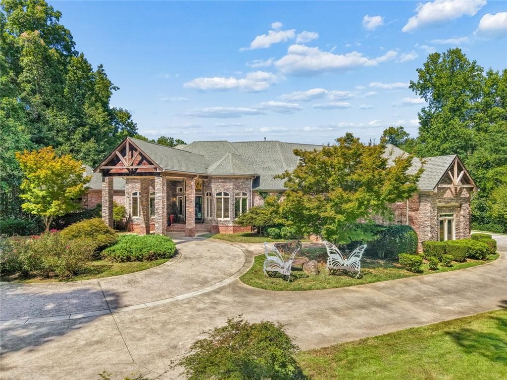4 bedroom, 6 bathroom, 6,156 sq ft single family residence under contract at 55 Cook Lane, Stockbridge, GA 30281 — photo 2
